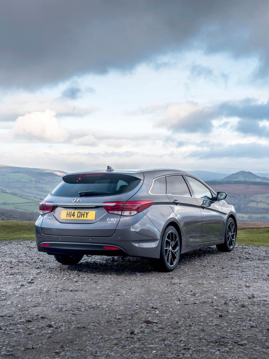  Hyundai i40 Tourer 2019 года  (UK) (фото 23 из 40)